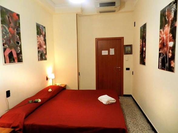 Albergo Acquaverde, Genoa