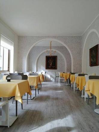 Hotel Vittoria, Genoa
