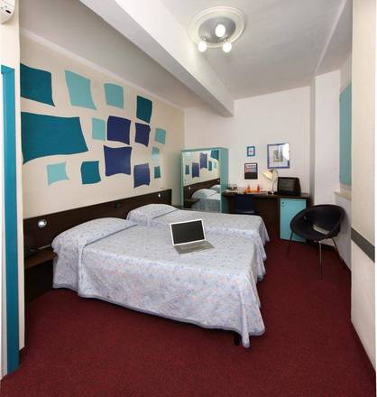 Hotel Cairoli, Genoa