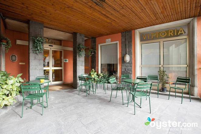 Hotel Vittoria, Genoa