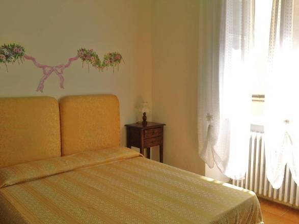Le Violette, Lucca