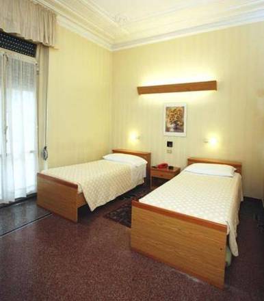 Hotel Vittoria, Genoa