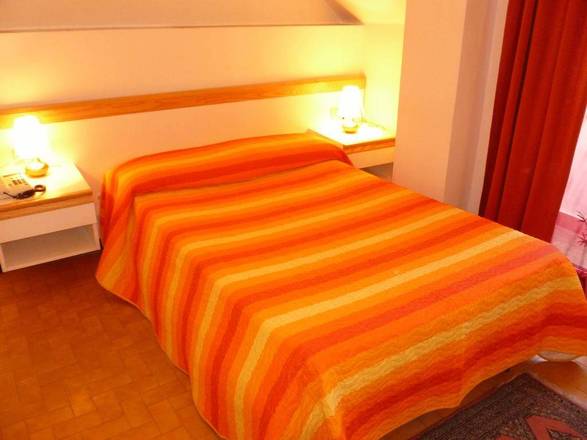 Hotel Agnello d'Oro Genova, Genoa