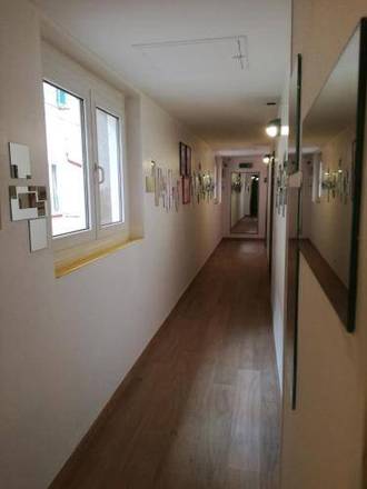 Hotel Cairoli, Genoa