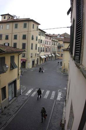 Le Violette, Lucca