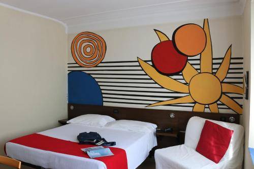 Hotel Cairoli, Genoa