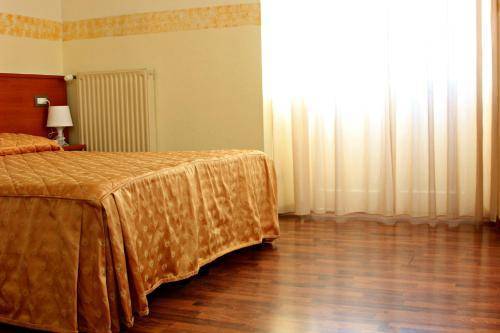 Hotel Bellevue, Genoa