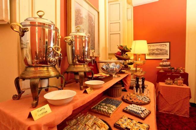 Hotel Universo, Lucca
