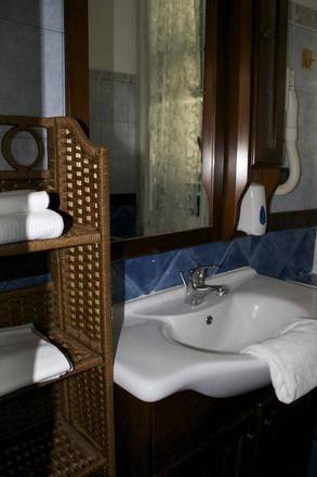 Albergo Acquaverde, Genoa