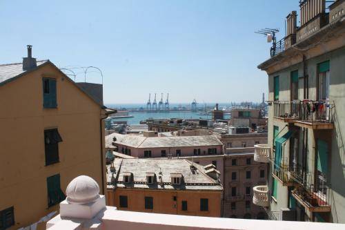 Hotel Vittoria, Genoa