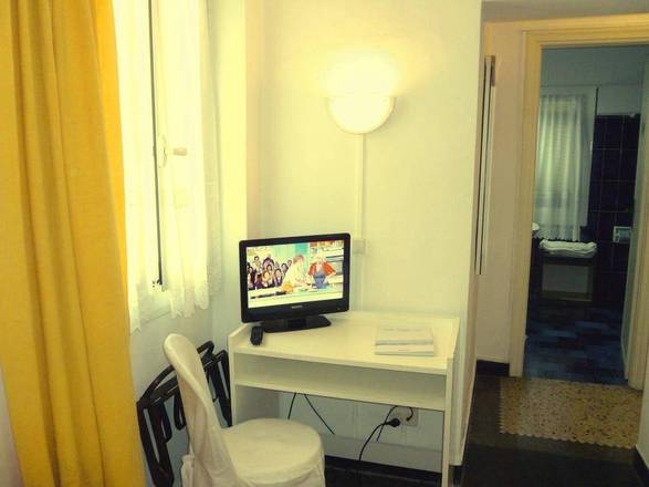 Hotel Agnello d'Oro Genova, Genoa