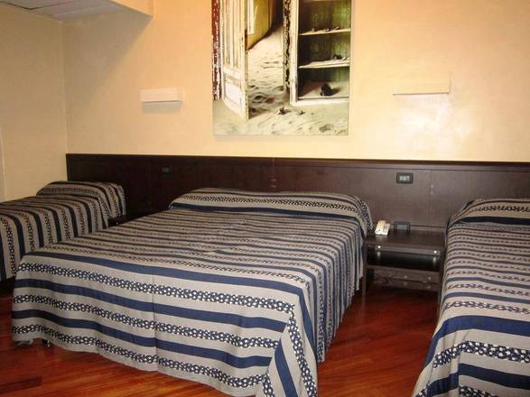 Albergo Acquaverde, Genoa