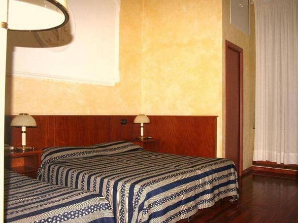 Albergo Acquaverde, Genoa
