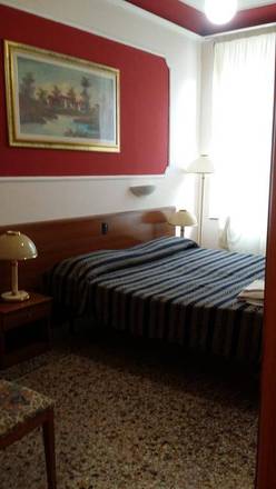 Albergo Acquaverde, Genoa