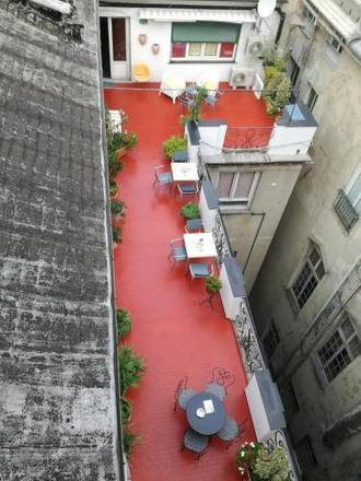 Hotel Cairoli, Genoa