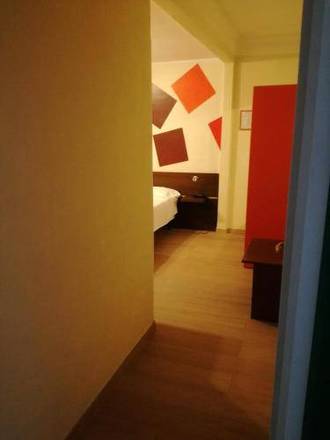 Hotel Cairoli, Genoa