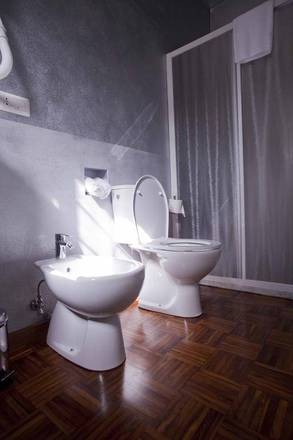 Hotel Diana, Lucca