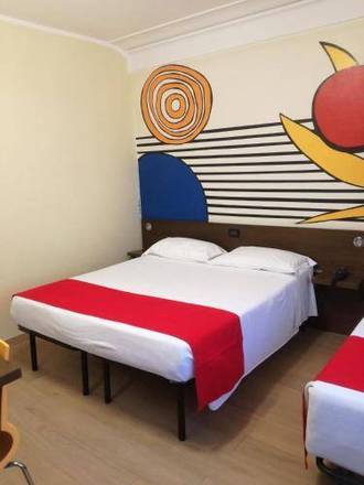 Hotel Cairoli, Genoa