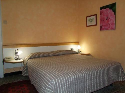 Hotel Agnello d'Oro Genova, Genoa