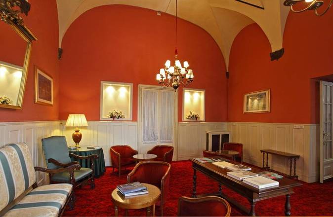 Hotel Universo, Lucca