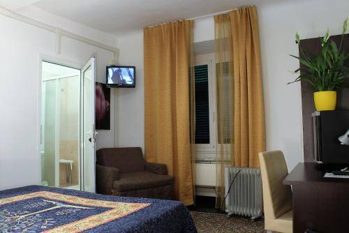 Hotel Agnello d'Oro Genova, Genoa