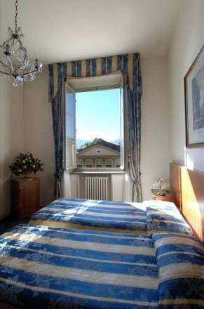 Hotel Universo, Lucca