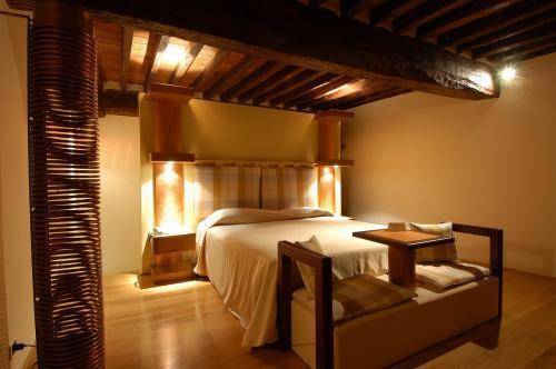 Hotel Universo, Lucca