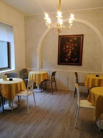 Hotel Vittoria, Genoa