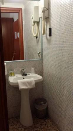 Albergo Acquaverde, Genoa