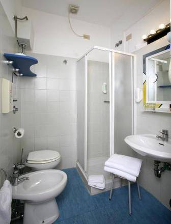 Hotel Cairoli, Genoa